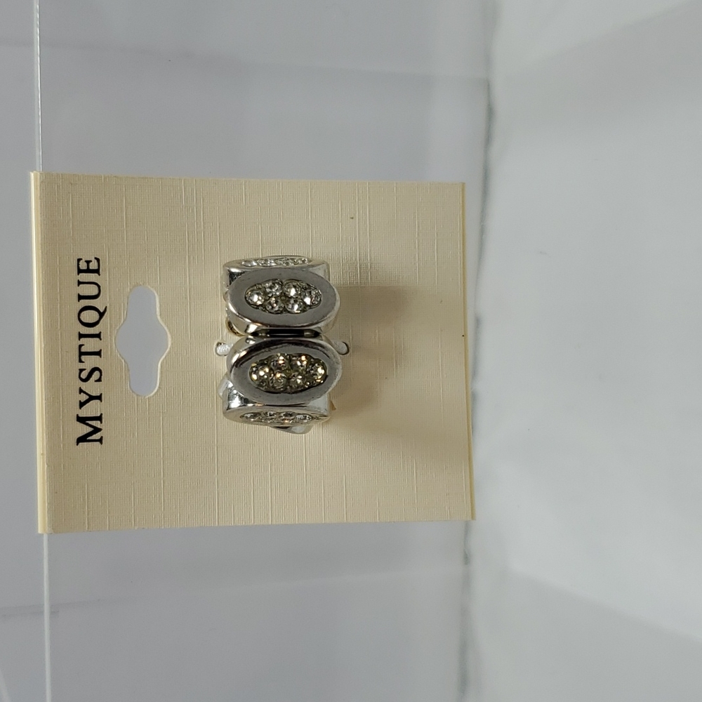 Mystique silver rhinestone stretch ring